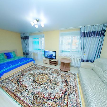 Ustʼ-Kamenogorsk Apart On Slavskogo 14 מראה חיצוני תמונה